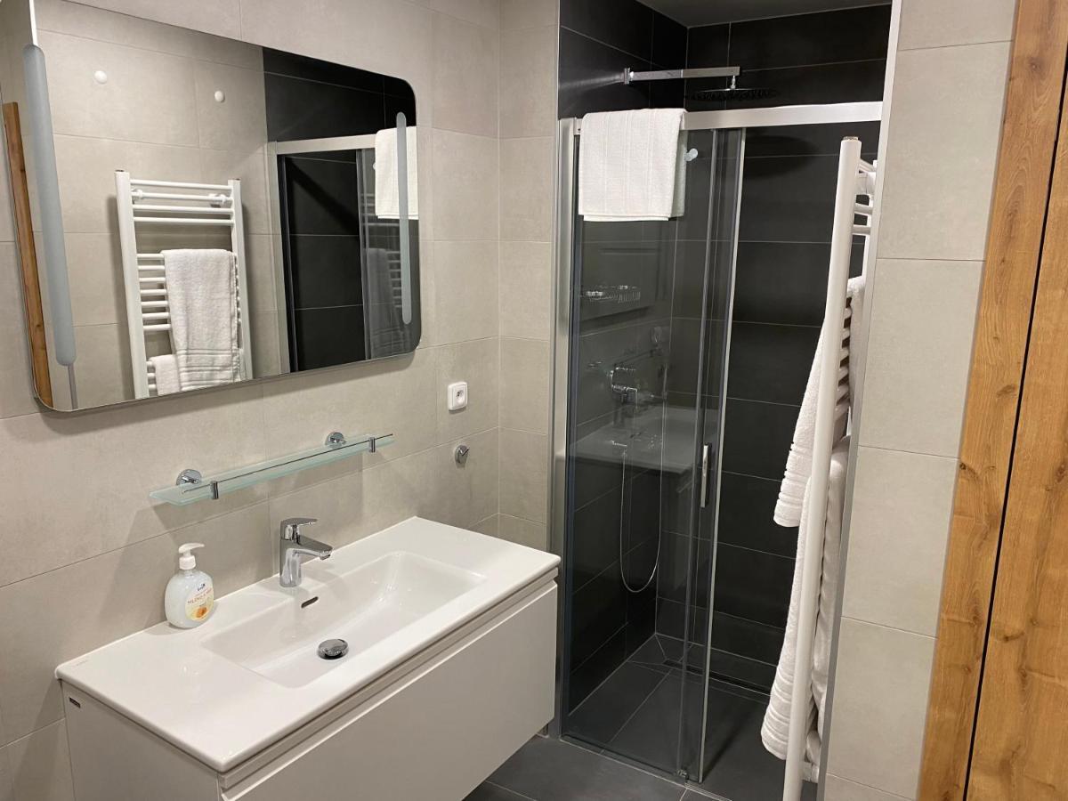 Klicperovo 3Kk Appartamento Hradec Králové Esterno foto